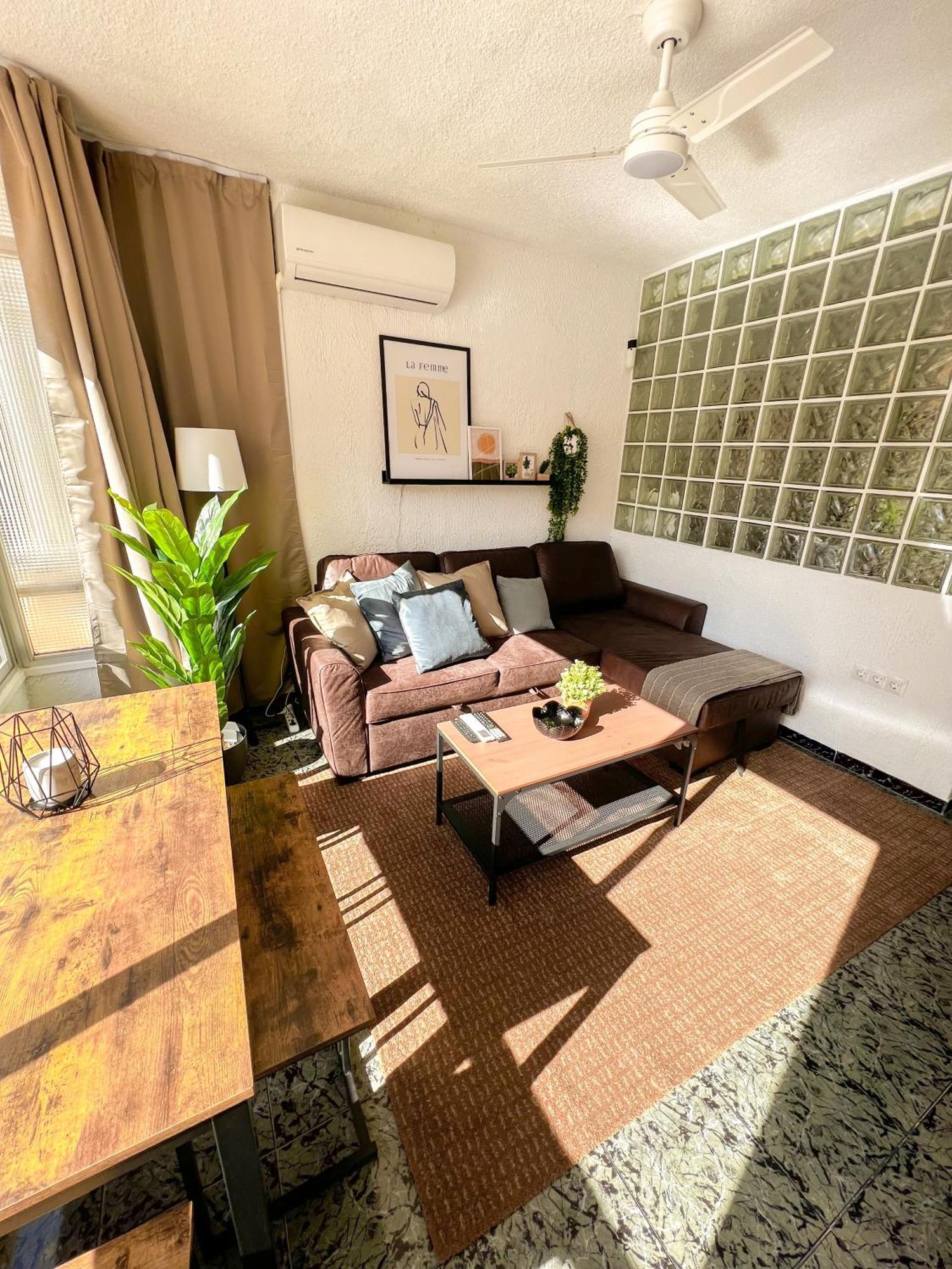 Cozy And Bright Flat With Pool * Torremolinos